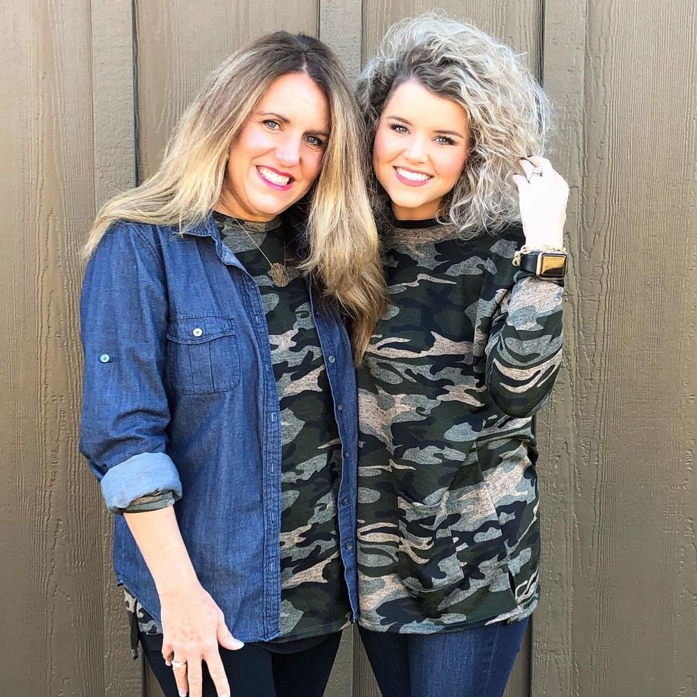 Meet your Posher, Halie